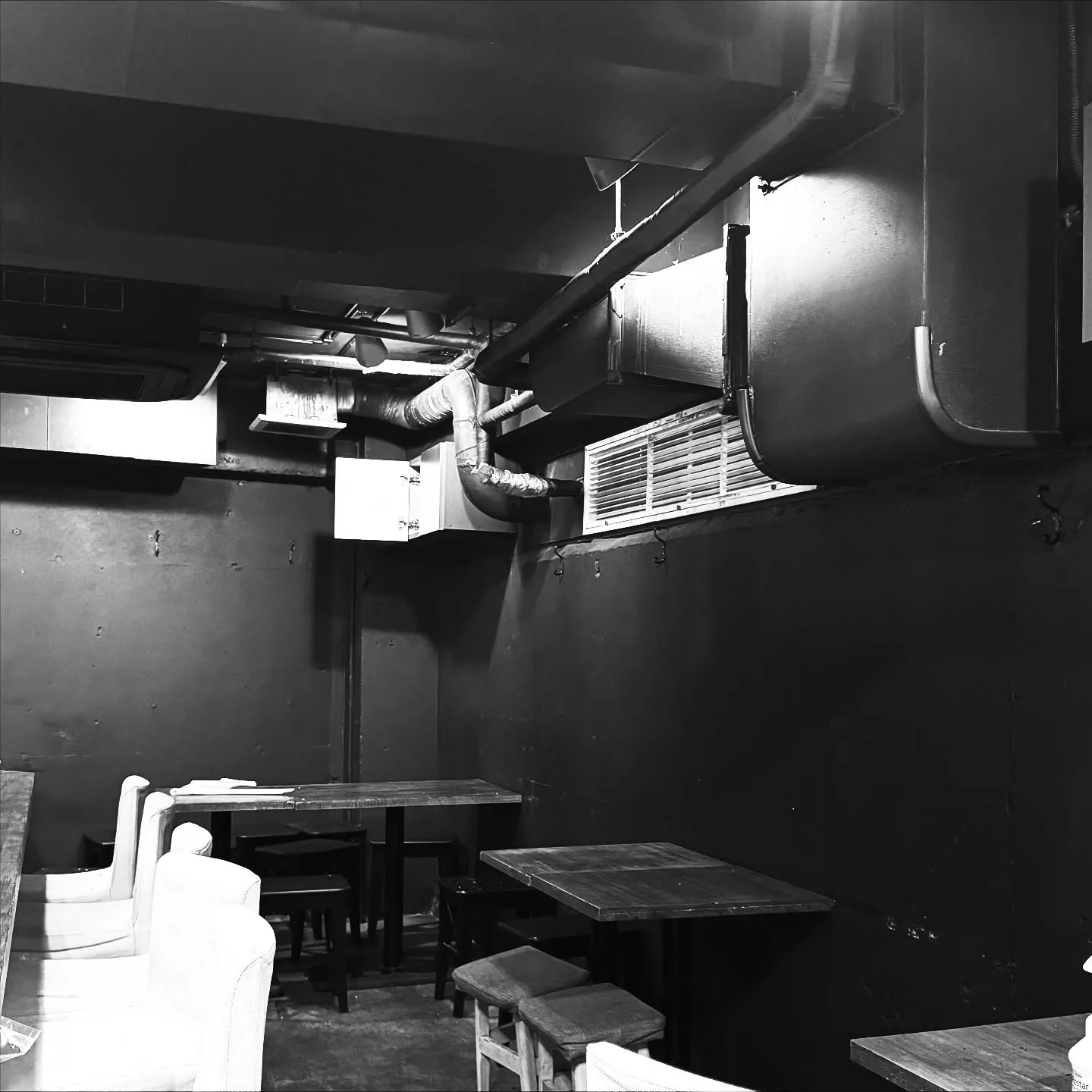 店内改装、はじまりました